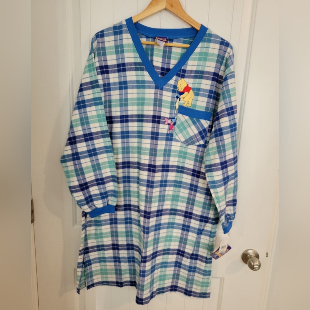 Pooh Night Shirt size L